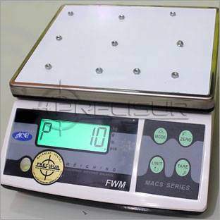 BALANZA ELECTRÓNICA GRAMERA CAPACIDAD DE 30 KG. ACU